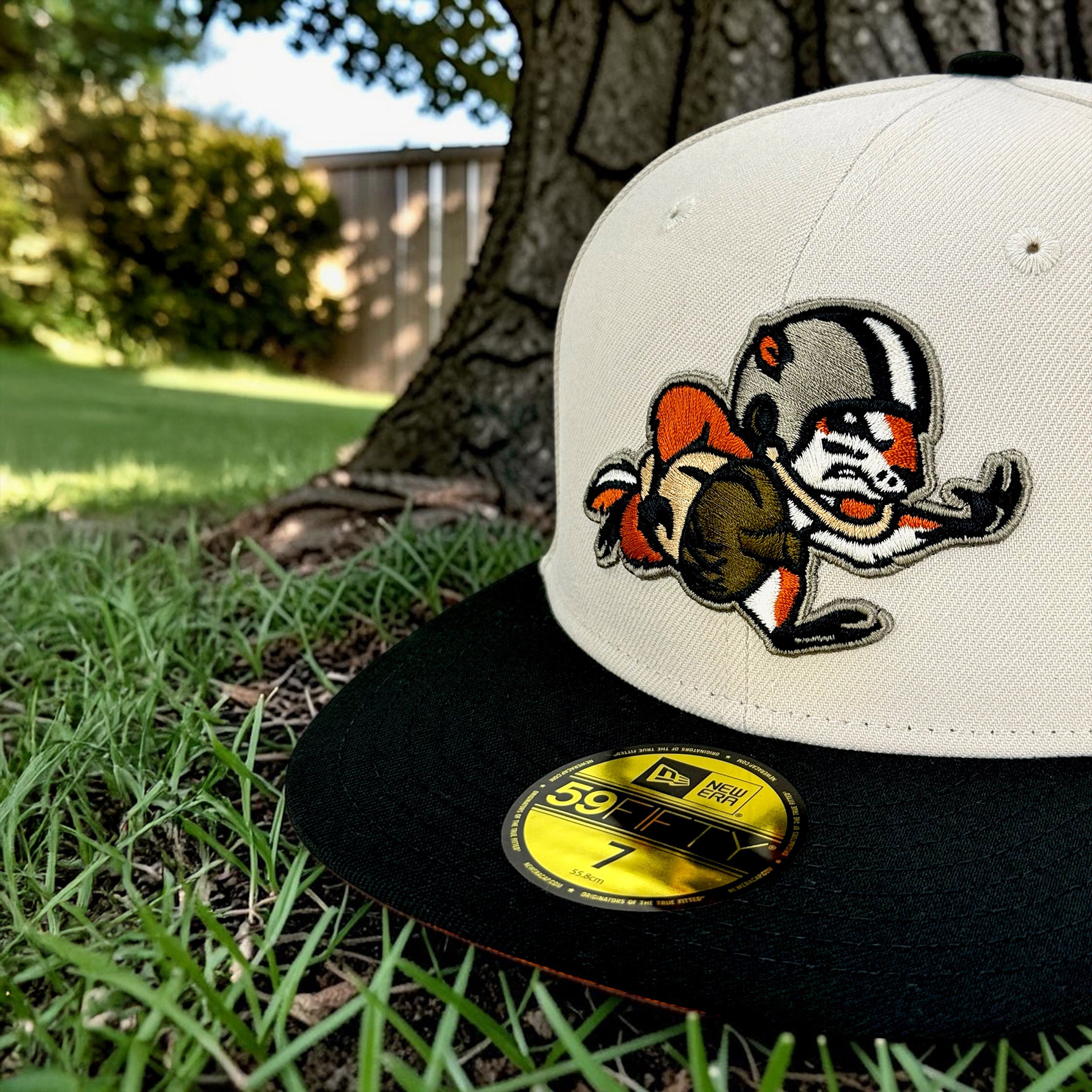 Oak Tree Raiders - Stone & Black New Era 59Fifty - Close Up