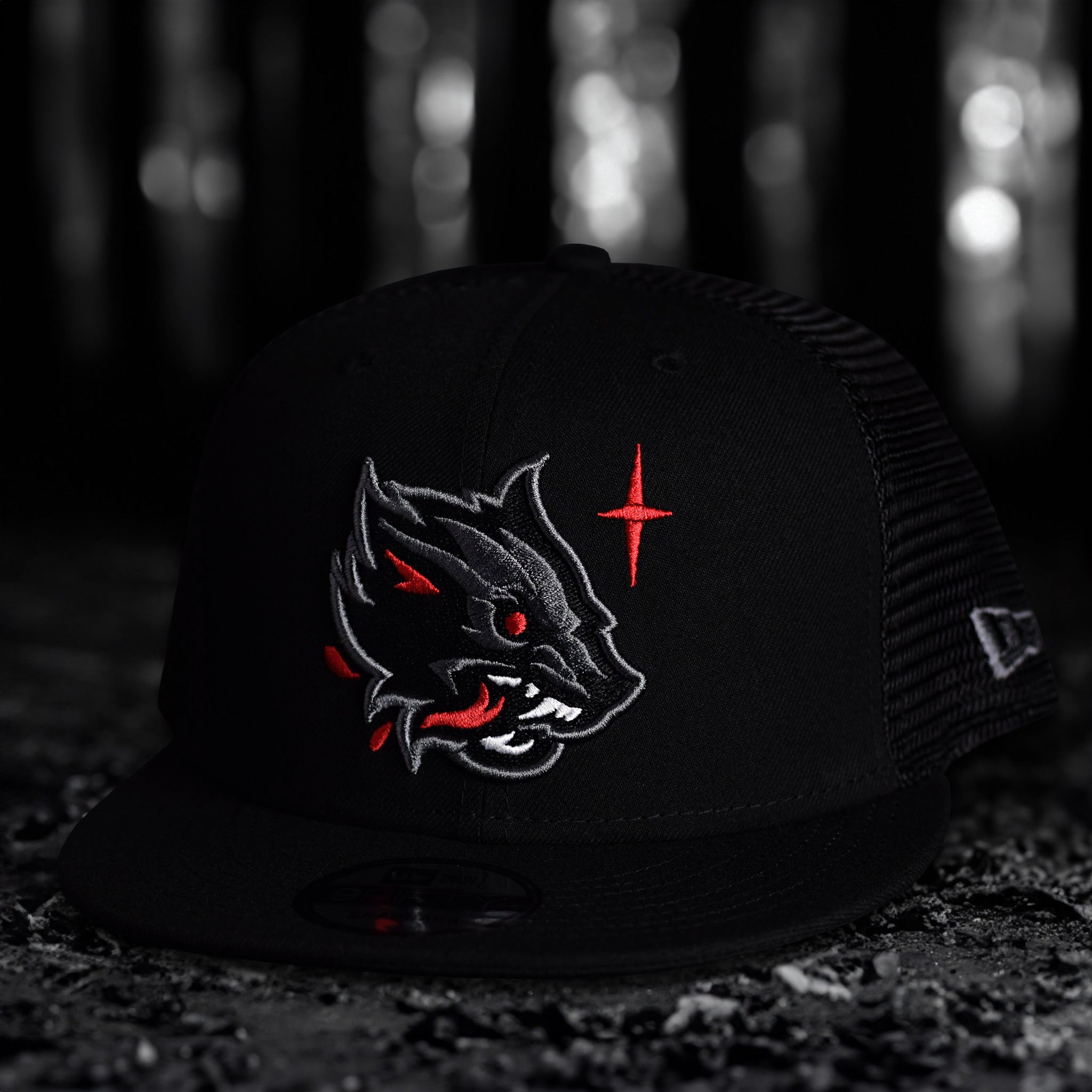 Wolf - Black New Era 9Fifty Mesh Snapback - Front